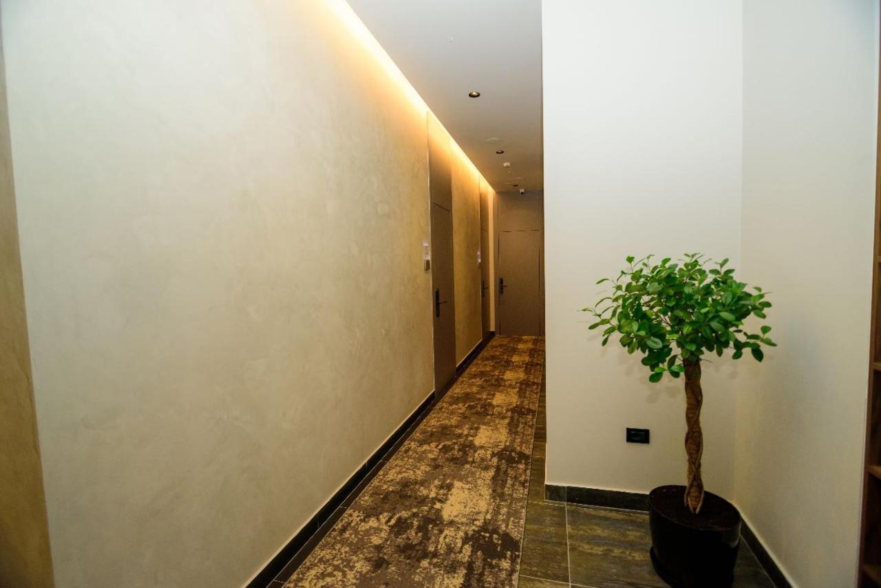 Hotel Zeneli Vlore Exterior photo